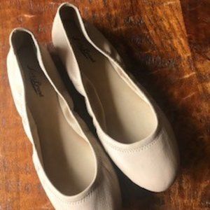 Women's Lucky Brand Emmie Ballet Flats Beige 10M